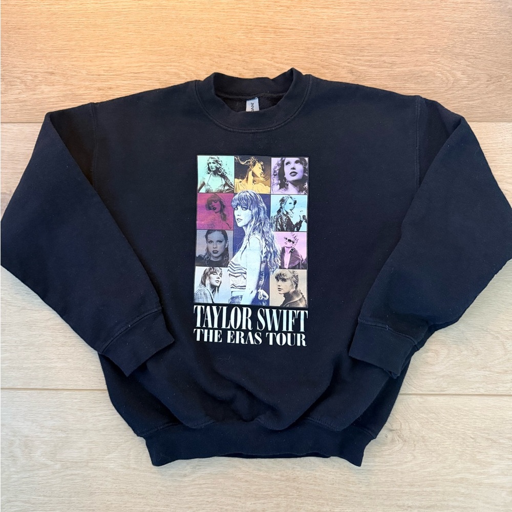 Taylor Swift Black Graphic Girl’s Sweatshirt
